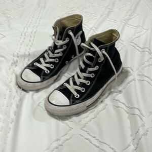used black high top converse!